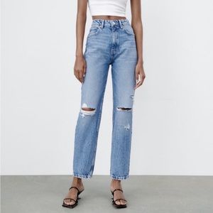 NWT ZARA CLASSIC MOM FIT RIPPED JEANS